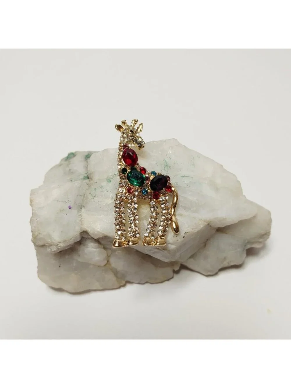 Gorgeous Vintage Rhinestone Giraffe Brooch